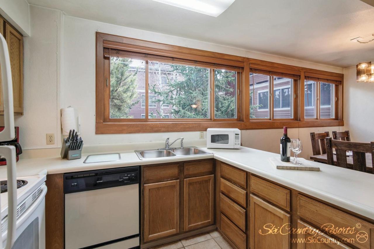 A Perfect Location Walk To Everything Onsite Hot Tubs Grill And Pool Sh52 Breckenridge Exterior photo